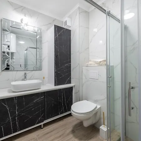 דירה Royal Luxuria Modern