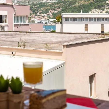 Royal Luxuria Modern دوبروفينك