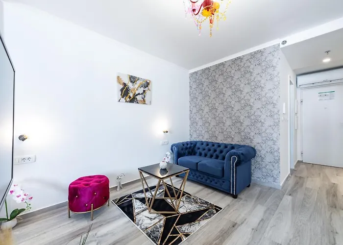 Royal Luxuria Modern *