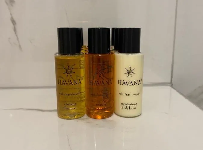 Royal Luxuria Modern